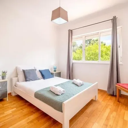 Casa Ferias Da Caparica * Charneca (Setubal)