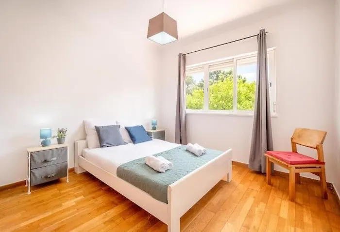 Casa Ferias Da Caparica * 沙尔内卡